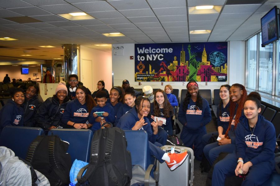 Whitney Young Girls Basketball Take a Trip to New York