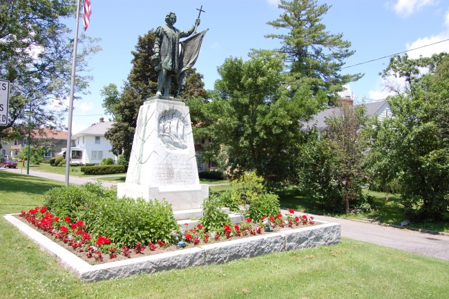 Christopher Columbis statue